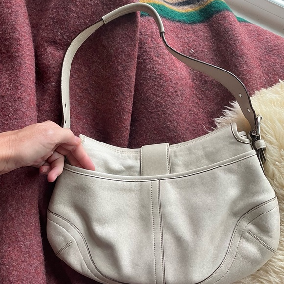 COACH 9248 Soho Buckle Bag Bone Ivory Leather beige color medium size y2k - Picture 14 of 14